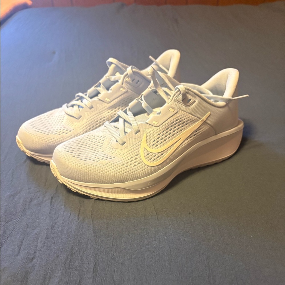Women’s Nike Quest 6 🏃♀️ Shoes